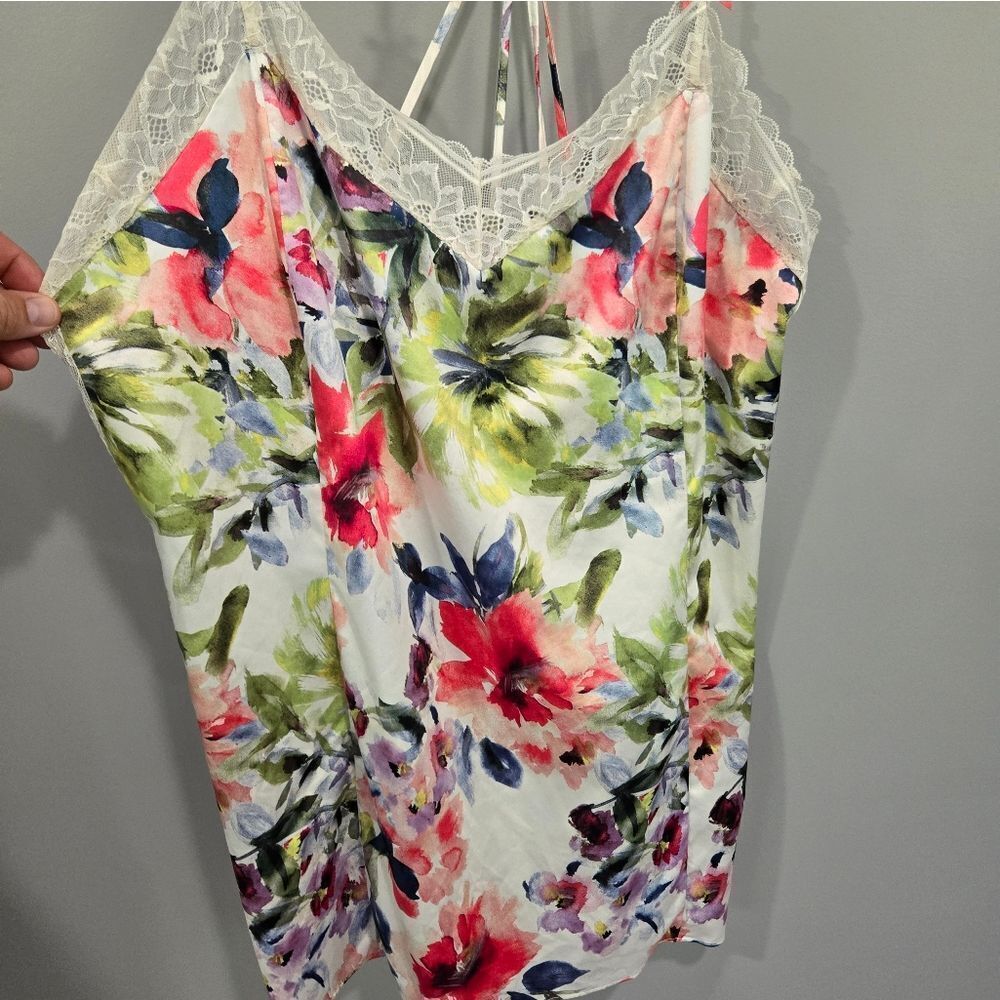 🐢 Cacique floral nightgown Size 22/24